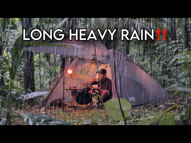 STRUGGLE IN LONG HEAVY RAIN‼️SOLO CAMPING HEAVY RAIN WITH UMBRELLA TENT class=