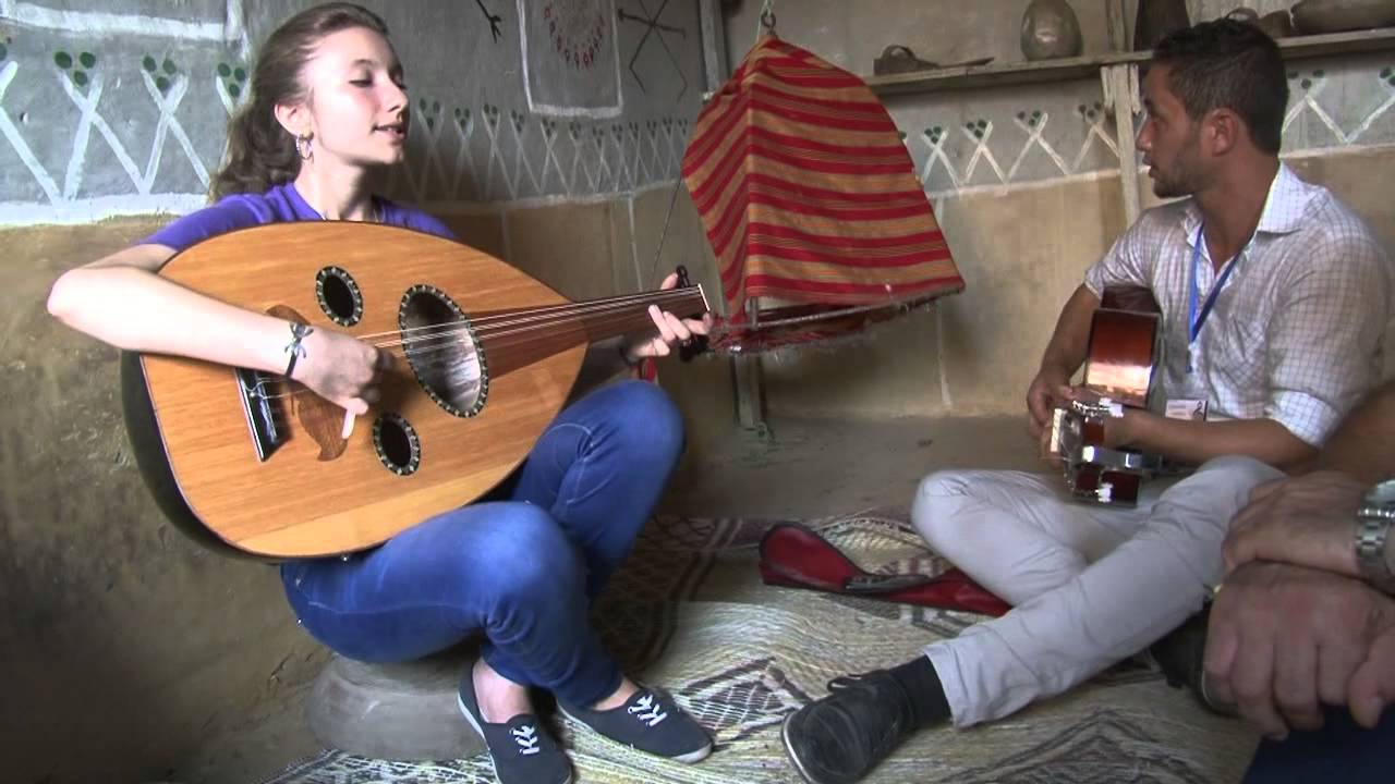 Celia Ould Mohand - Djillali Toumert et Slimane Belharat chantent - Ye3raq çena