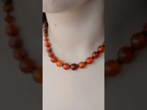 Намисто натуральний Сердолік + вставки Гранат шайба, фур-ра гіп-ний сплав колір срібло d-12-2мм+- L-42-47см, видео 1