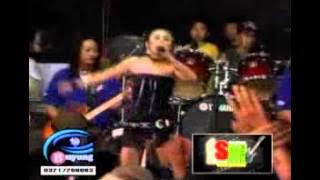 Aiseteru   Neo Sari   RGS live in Megaloh Jombang