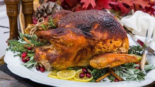 Preparing a turkey could be daunting but chef david rose is making it
lot easier for you with his tricks of the trade. shows how to make
traditiona...