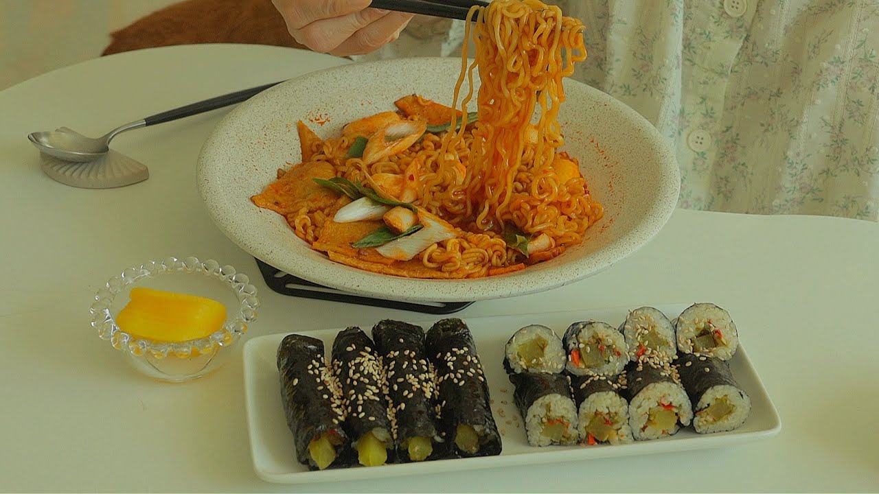 한 번에 대량으로‼️ 만들어두면 한 달이 편해지는 집밥(활용도 끝판왕) / 고추 다대기, 미소된장큐브, 라볶이, 알밥, 떡만둣국, 김치볶음밥