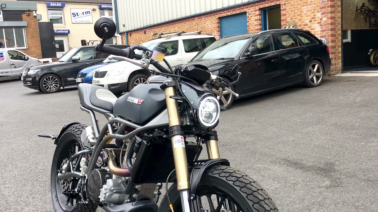 Foggy Flat Tracker one-off Custom bike