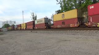#18303 CSX I136 Intermodal train