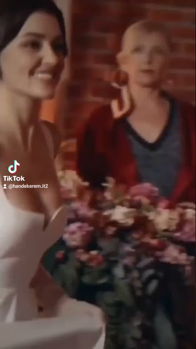 Serkan Eda (WEDDING SCENSE..) 💞😍 from the series Sen Çal kapimi - i love it it's so cute 💟👀👰🤵...