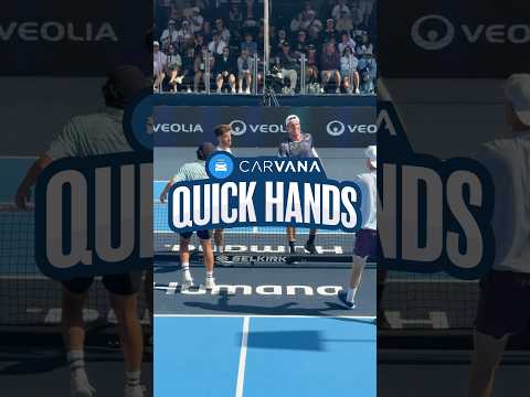 Who had the best hands in San Clemente? 🙌 @GoCarvana Quick Hands from the @toysrus PPA Finals 🏆