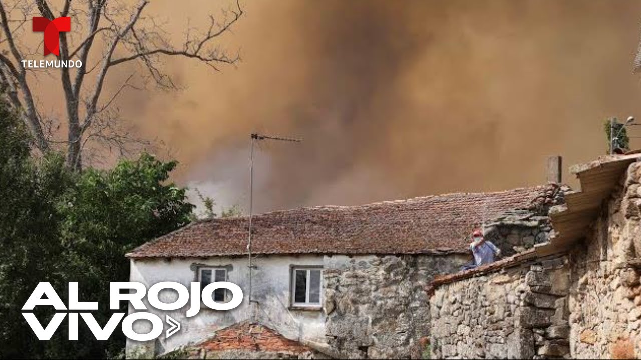 Bomberos luchan para contener megaincendio forestal que azota región de Galicia en España