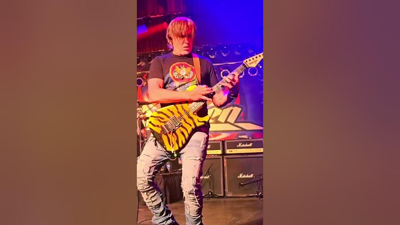 George Lynch UNLEASHES the Eye of the Tiger | Classic Dokken Solo MELTS🔥 #shorts