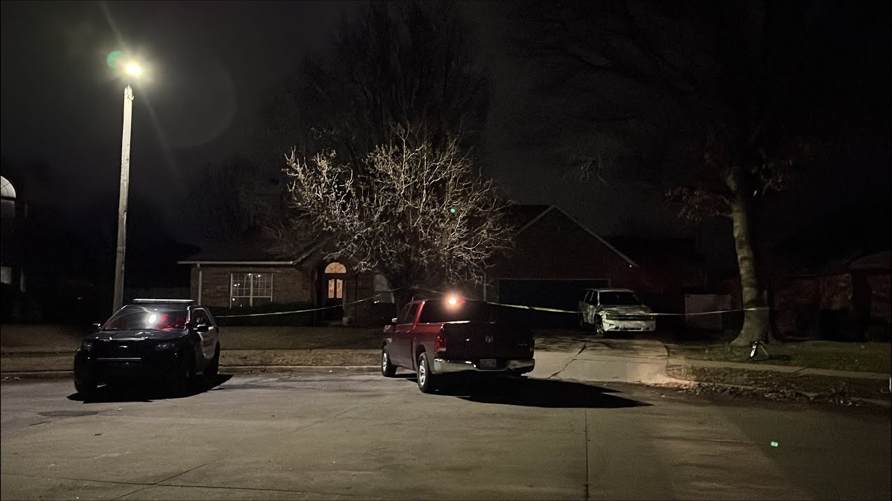 Video: Police investigating murder-suicide in Broken Arrow after 2 ...