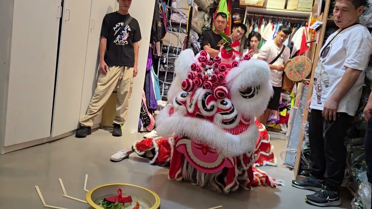 元朗十八鄉水蕉新村青年團(送聖品)