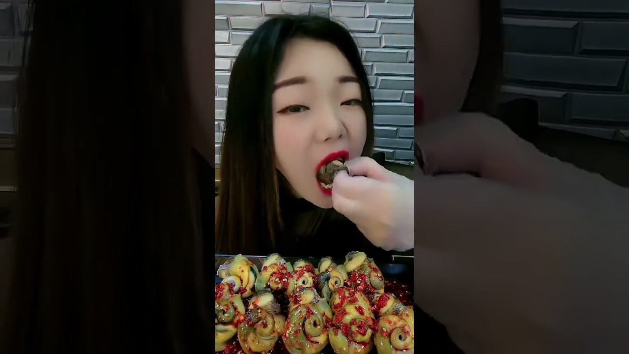 Delish food girl 