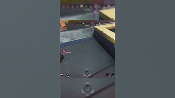 What was that Octane doing? 😭         #apexlegends #apex #apexclips #apexlegendsclips