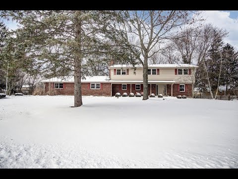 5607 Royalwood Drive, Centerville, OH home video tour
