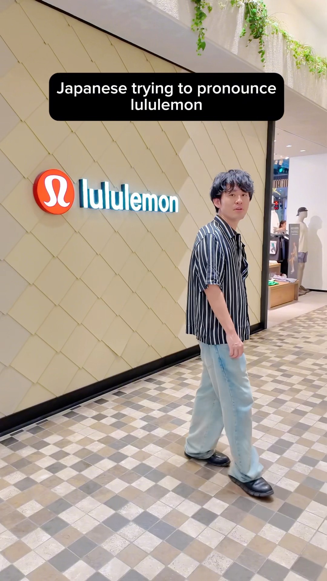 Japanese tries to pronounce lululemon #lululemon #rururemon #japan
