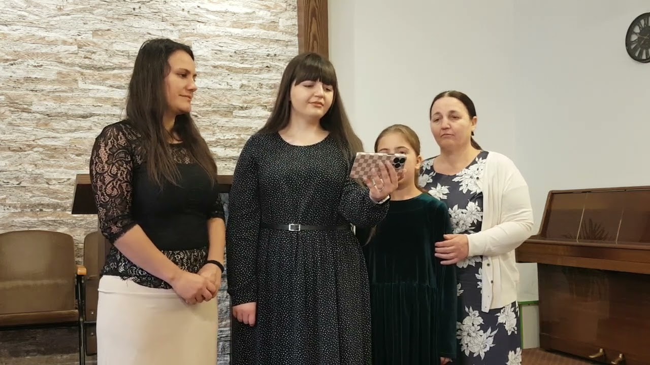 Obosit și-nfrânt de cale lungă