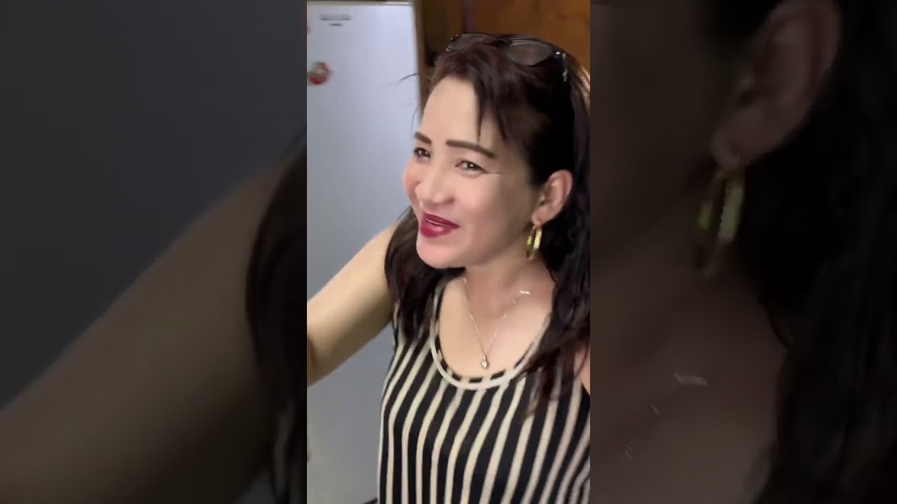 Jaylotte| Surprise promise ring