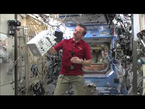 Canadian Media Chat with Hadfield