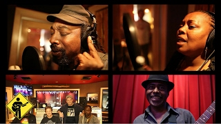 Video-Miniaturansicht von „Pata Pata Recording Session at Apogee Studios | Playing For Change“