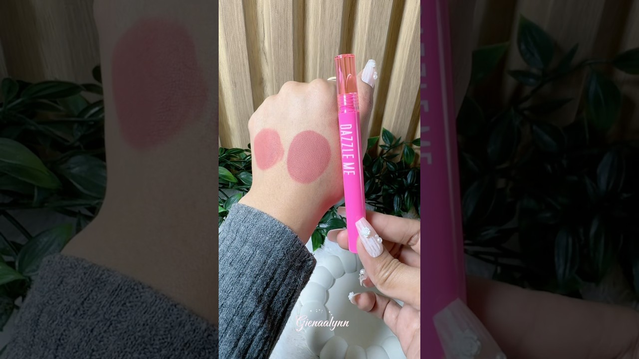 Lip matte yang non-sticky dan tahan air? 💄 DAZZLE ME Misty Matte, solusi bibir on point seharian 😍