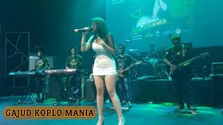 Xena Xenita Cinta Terlarang  Grand Exito Cafe