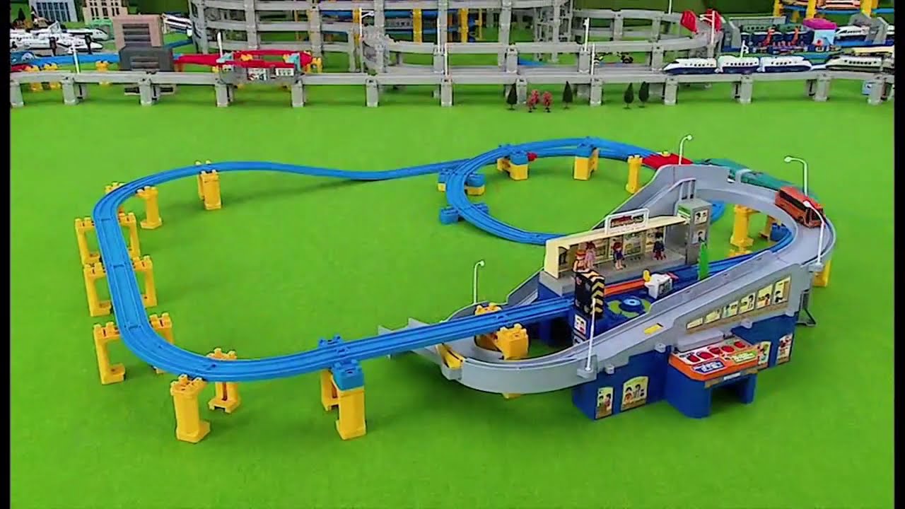 ハッピーセット2012　たのしい！のりものワールド　トーマス　ハイパービルダー　ハイパーシリーズ