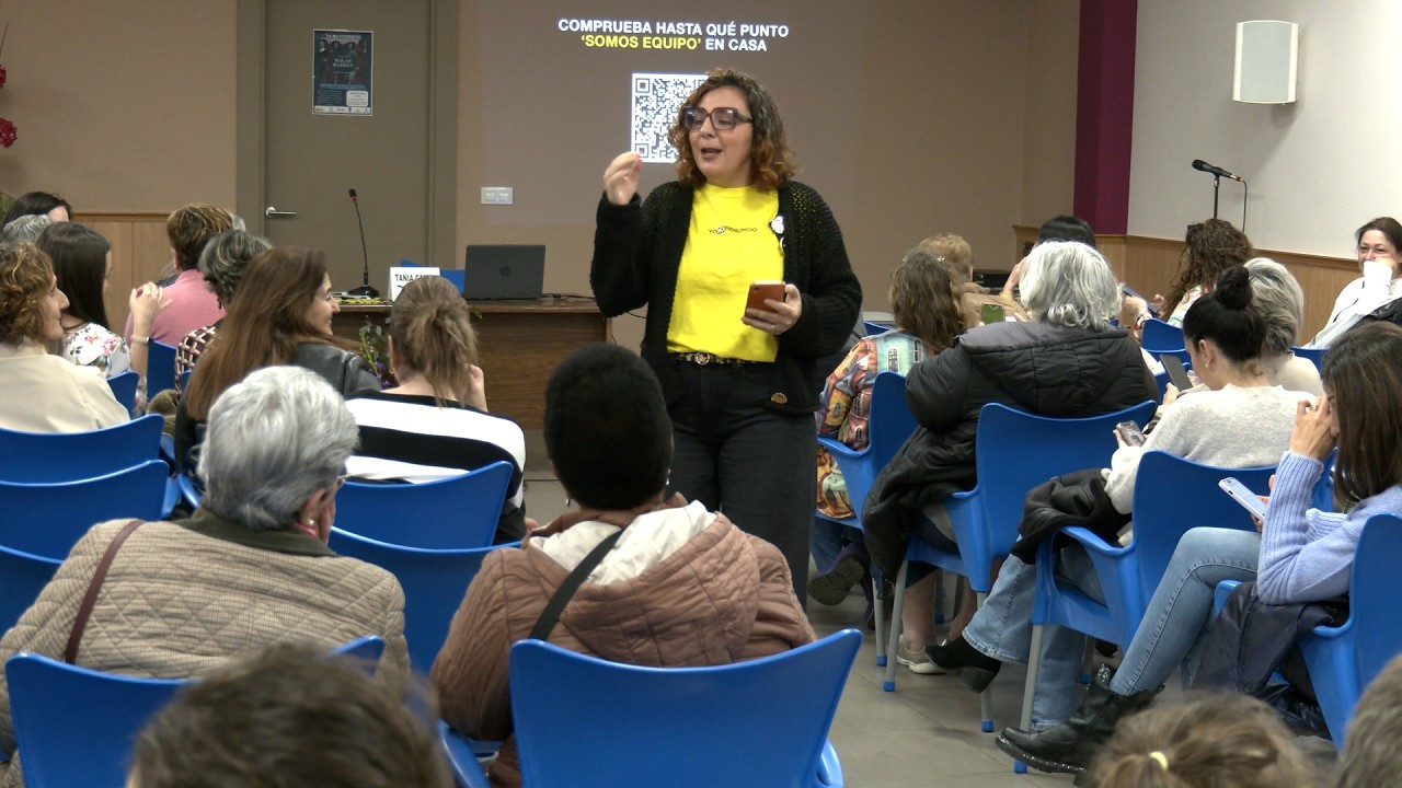 Villarrubia de los ojos acoge la charla del Club Malas Madres