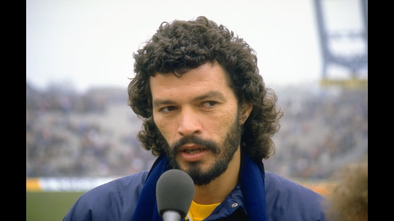 Tim Vickery pays Tribute to Socrates Brasileiro