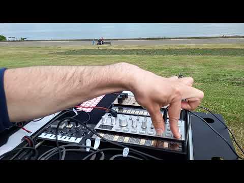 Drifting by the Sea - Outdoor Jam w/ The Volca Guys