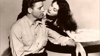 Zug Es Meir Noch Amool Sung By Minnie Clara Bagelman