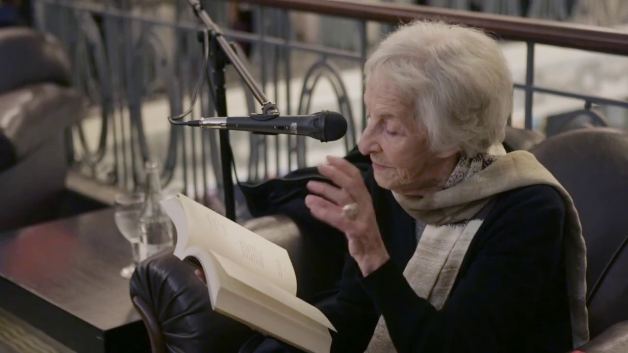 IDA VITALE lee su poesía en Librería Mas Puro Verso. 4 de Agosto 2017