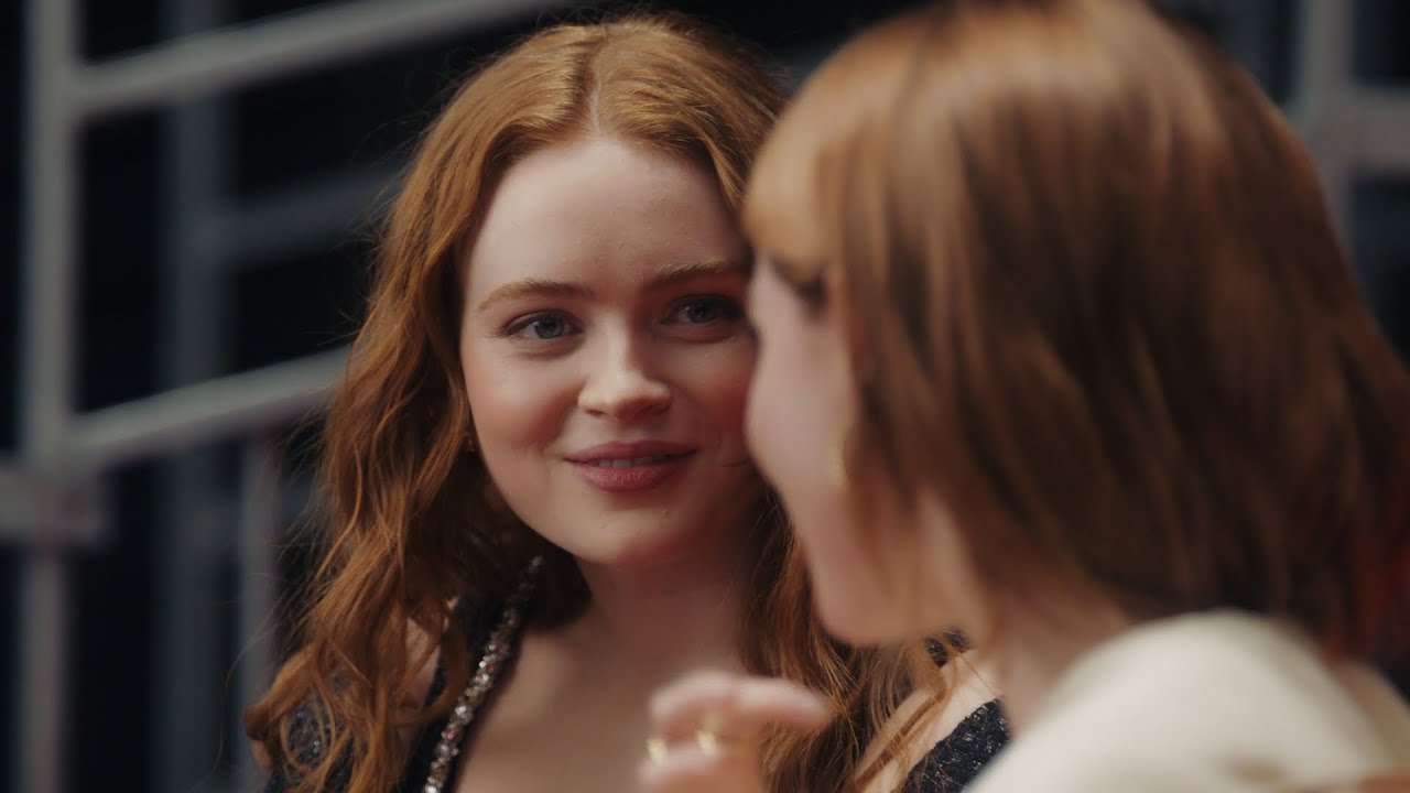 Sadie Sink and Lucy Boynton at the CHANEL Spring Summer 2023 Haute Couture show — CHANEL Shows