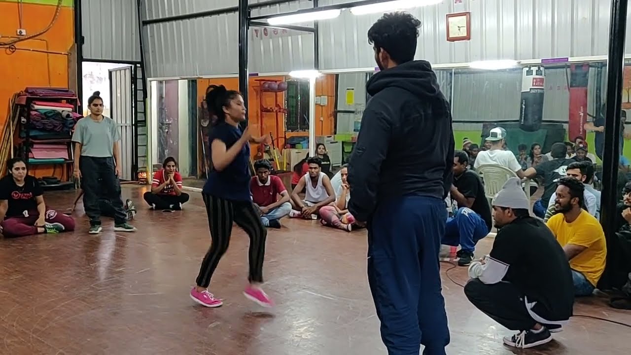 Bboy Shadow & Abu vs Bgirl Simi & Lady uber , Allstyles at Boogie needs the Nawabs 2017