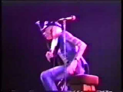 Johnny Winter Bony Moronie,drum solo by Tom Compton