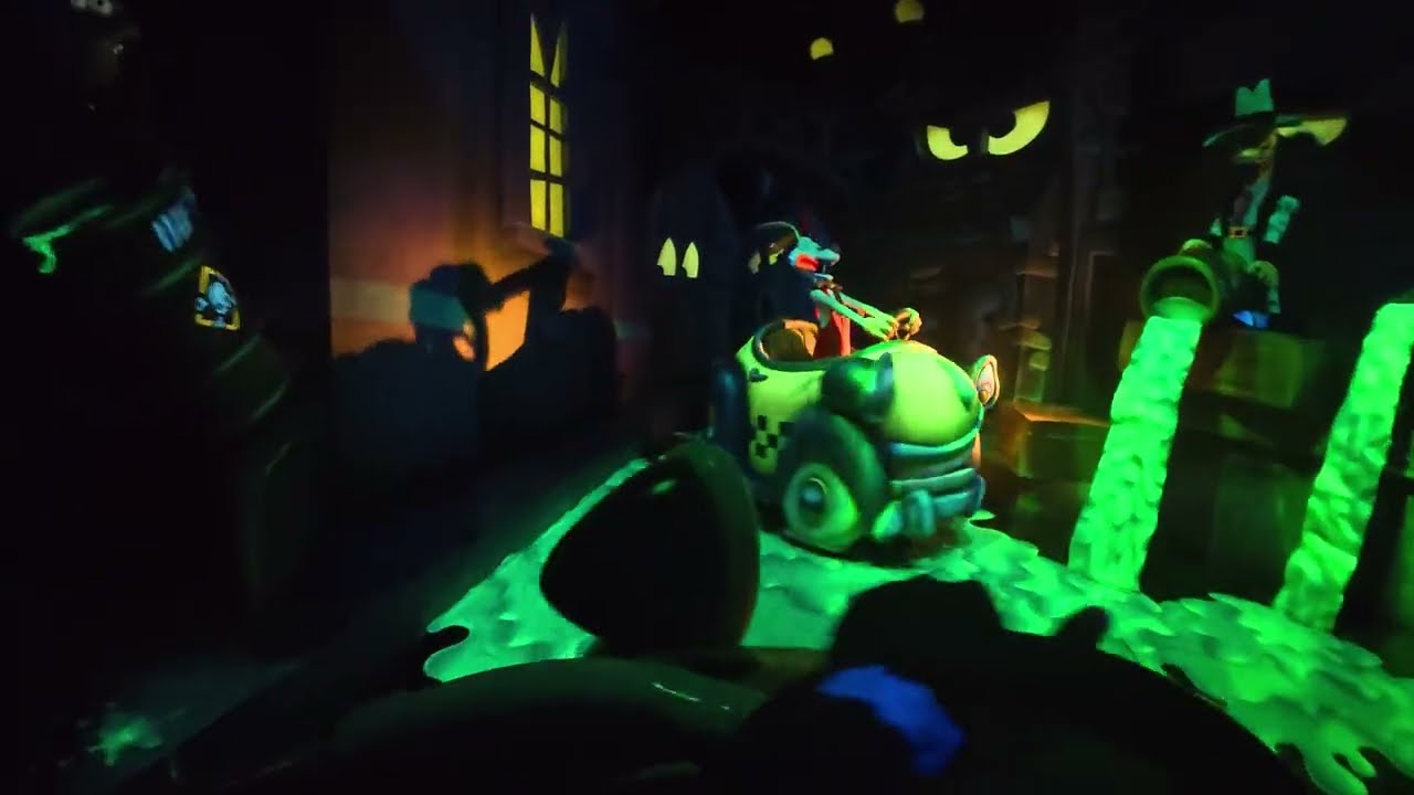 Roger Rabbit's Car Toon Spin | Disneyland | POV