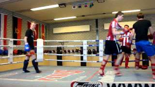 Bergeijk B2 Thai-boksen 11-02-2012 Marco vs. Pacco