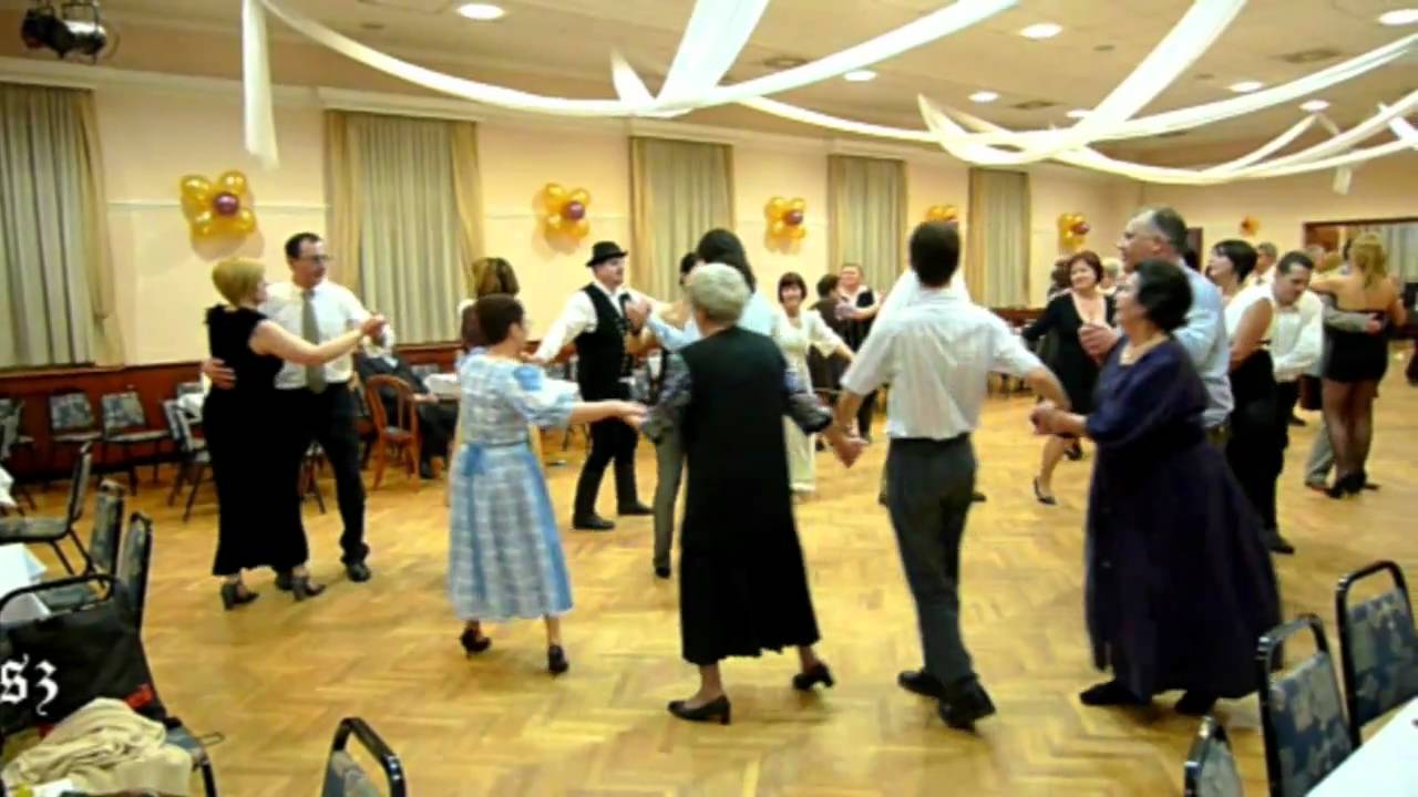 Schwabenball in Soroksar  Puplikumstanz