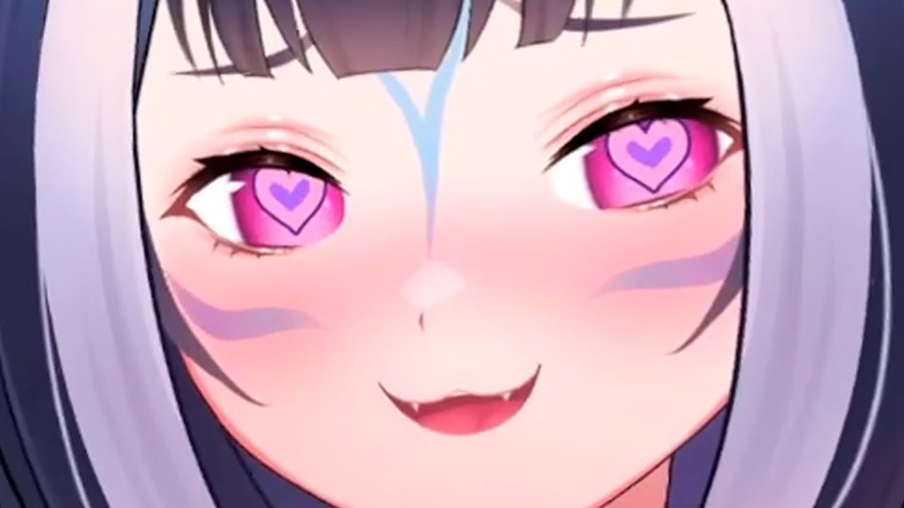 Ela vai mostrar que tem uma coisa...