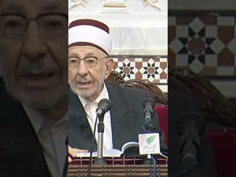 كاسيات عاريات