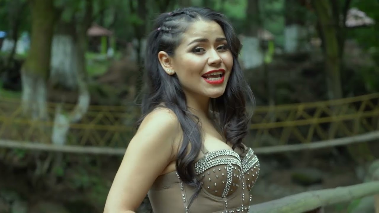LA NIÑA Y LA CUMBIA 2022 VIDEO OFICIAL 4k LOS CANTARITOS DEL RITMO FT TANIA LAURE