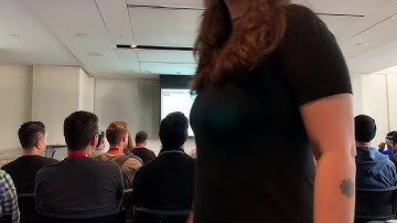 (Video for Studying My Own Body Language) SmashingConf Toronto 2019 Lunch Workshop