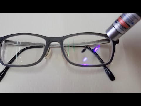 【四幸丸-科學教具】紫外光照到眼鏡-四幸丸老師的科學實驗Vlog