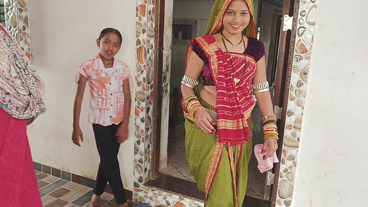 आदिवासी अनीता।सोलंकी न्यू ब्लॉक एक बारजरूर देखें