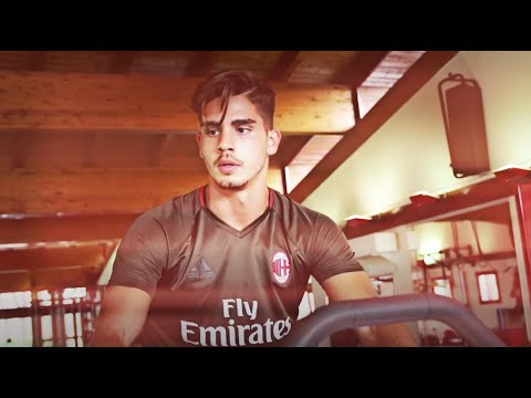 André Silva in Milan: the story