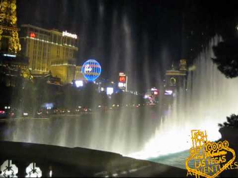 Bellagio Beautiful Water Fountain Show - Dancing Waters in Las Vegas Strip at Night