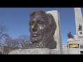 Walking Through History at the Lincoln Tomb