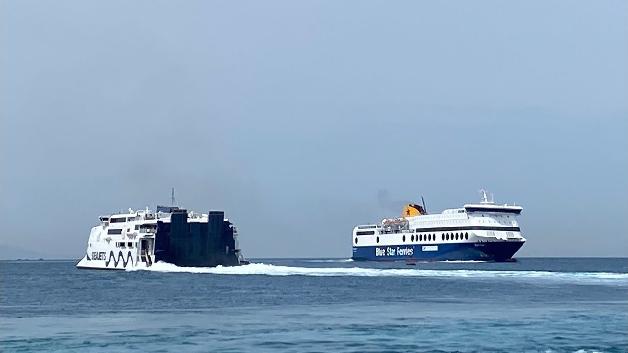 Παρος•Blue star 1 άφιξη στο λιμάνι ενώ το champion jet 2 κάνει την αναχώρηση του.