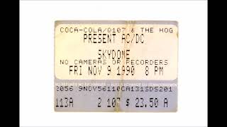AC/DC- Back In Black (Live Skydome, Toronto Canada, Nov 9th 1990)