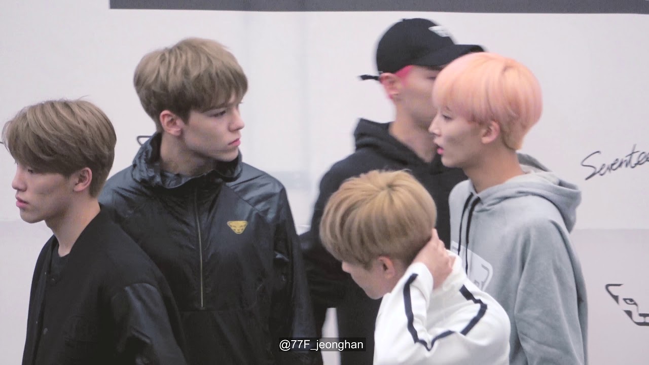 [171026] 세븐틴 다이나핏 팬싸인회 정한 포커스 - 정한이 자리가 없어요!ㅠㅠ