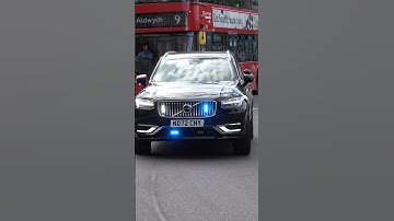 Unmarked Police Cars responding in London 🇬🇧