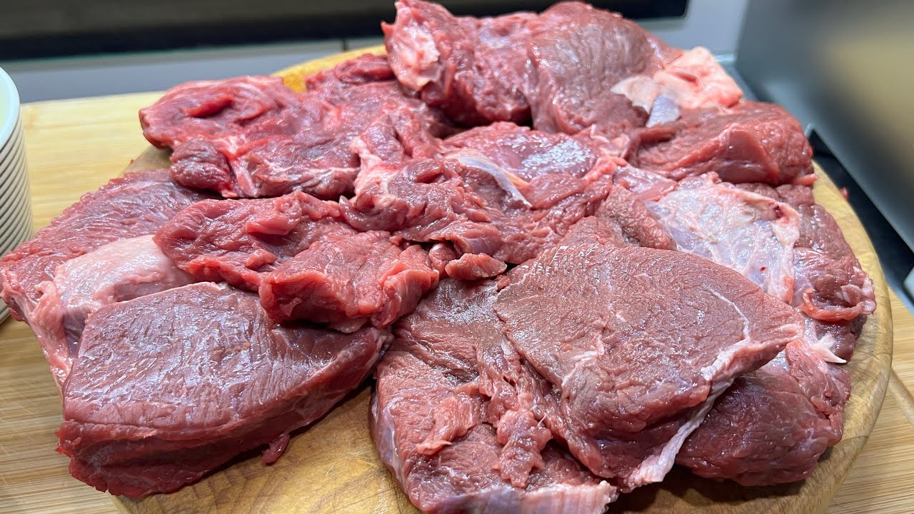 Mishi i Butë ne Furrë qe te knaq per Iftar😍😍,@kuzhinaenerit4592 😍